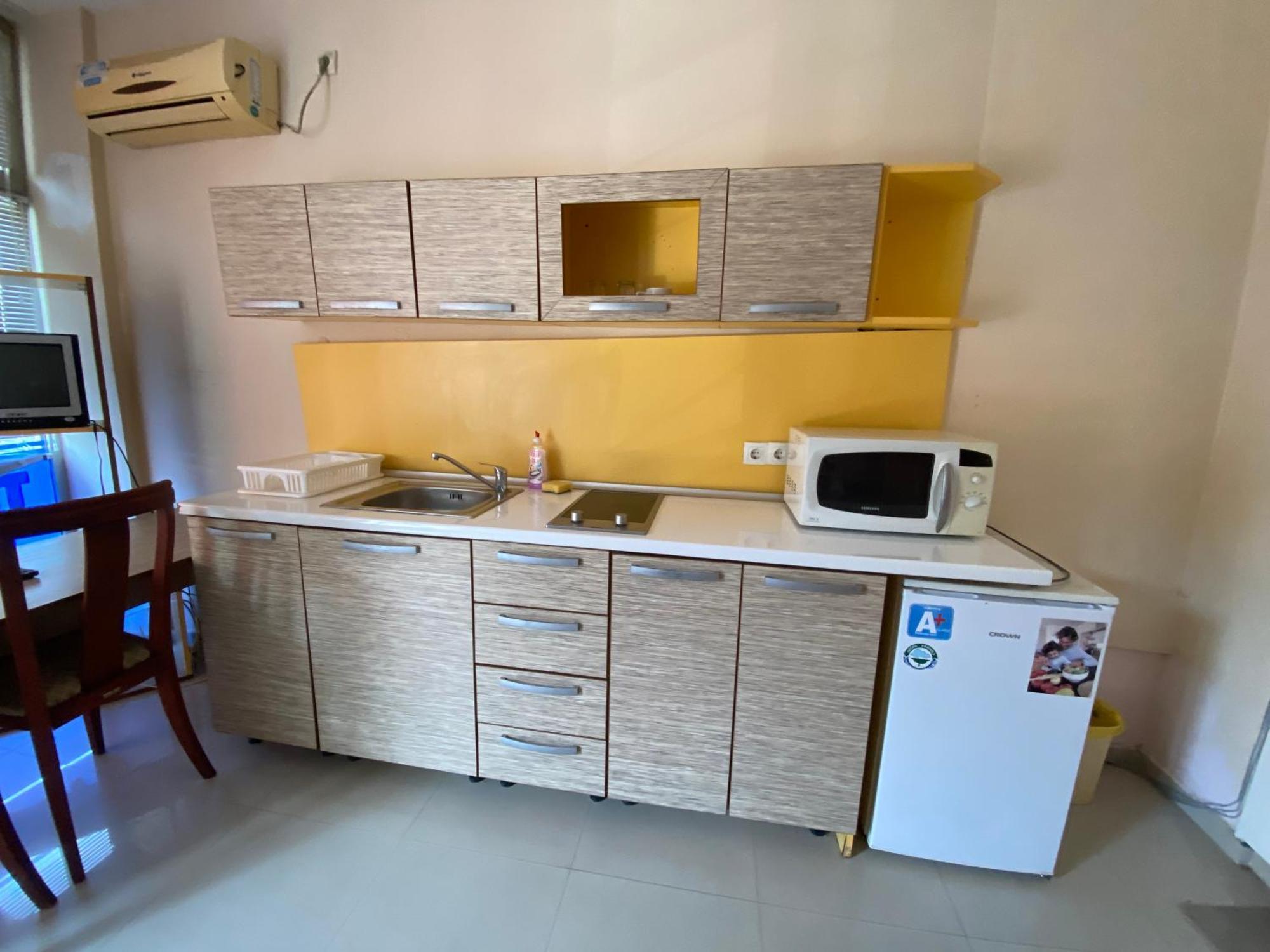 Studios & Apartments Perla ซันนีบีช ภายนอก รูปภาพ